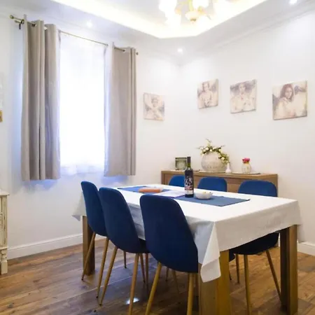Apartamento Deluxe Marghareta - Three Bedroom With Sea View And Terrace *