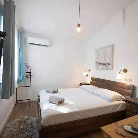 Deluxe Marghareta - Three Bedroom With Sea View And Terrace Apartamento