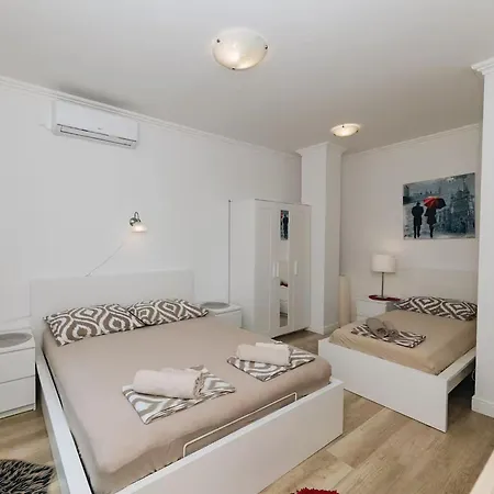 Apartamento Deluxe Marghareta - Three Bedroom With Sea View And Terrace