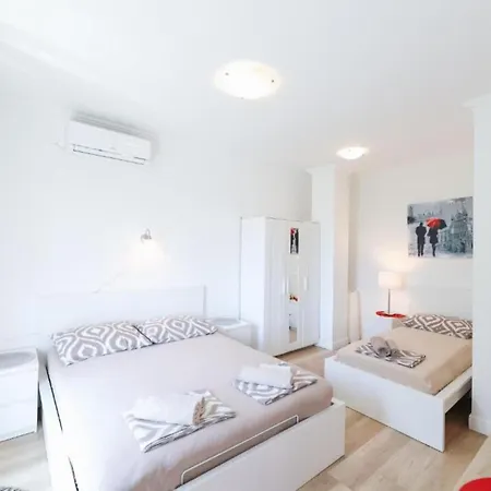 Apartamento Deluxe Marghareta - Three Bedroom With Sea View And Terrace *