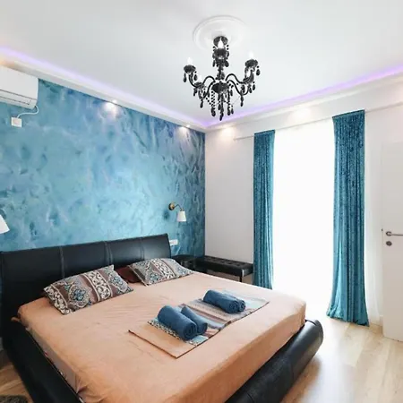 Deluxe Marghareta - Three Bedroom With Sea View And Terrace