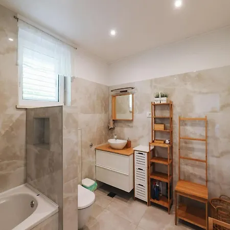 Apartamento Deluxe Marghareta - Three Bedroom With Sea View And Terrace