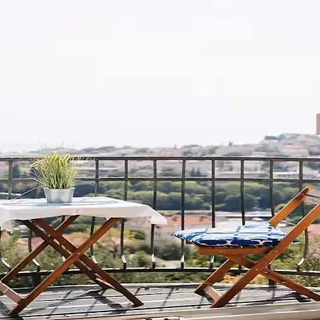 Deluxe Marghareta - Three Bedroom With Sea View And Terrace *